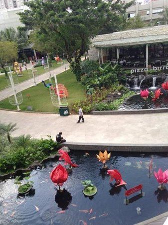 Pusat Membeli-belah Central Park